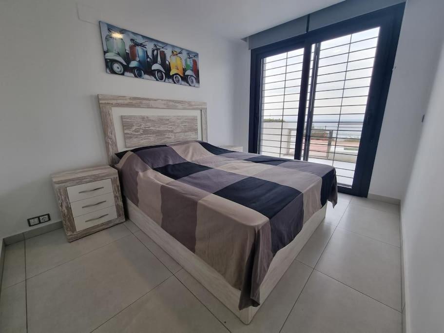 With Magnificent Seeview And Luxury Apartamento